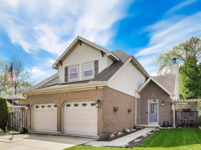 House for sale in Arlington Heights, Illinois