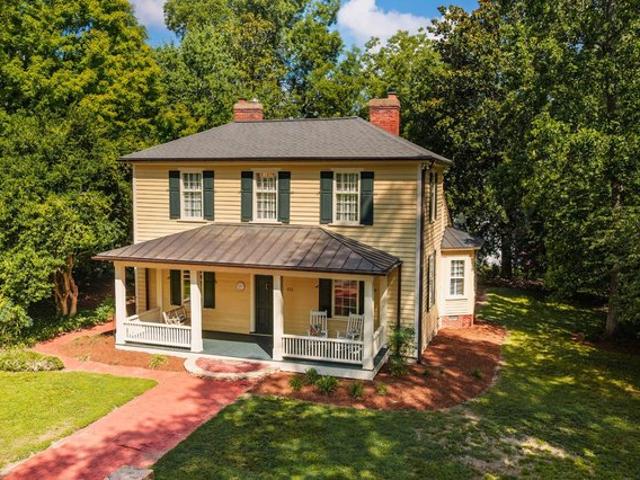 House for sale in Chapel Hill, North Carolina