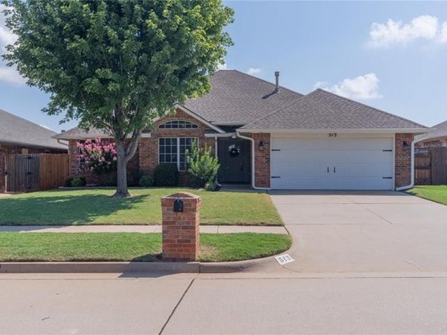 House for sale in Yukon, Oklahoma