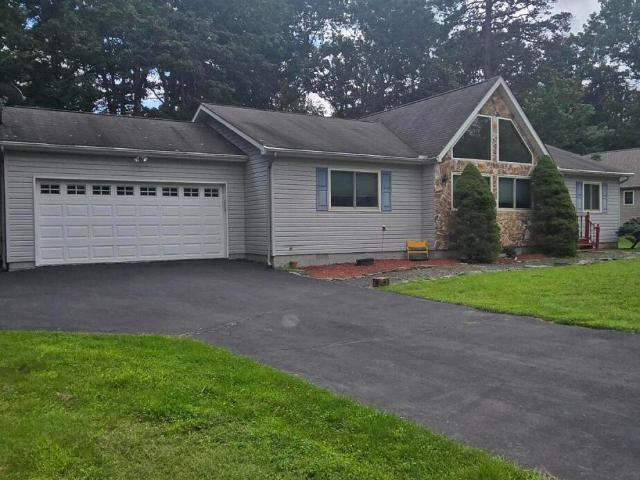 House for sale in Dingmans Ferry, Pennsylvania