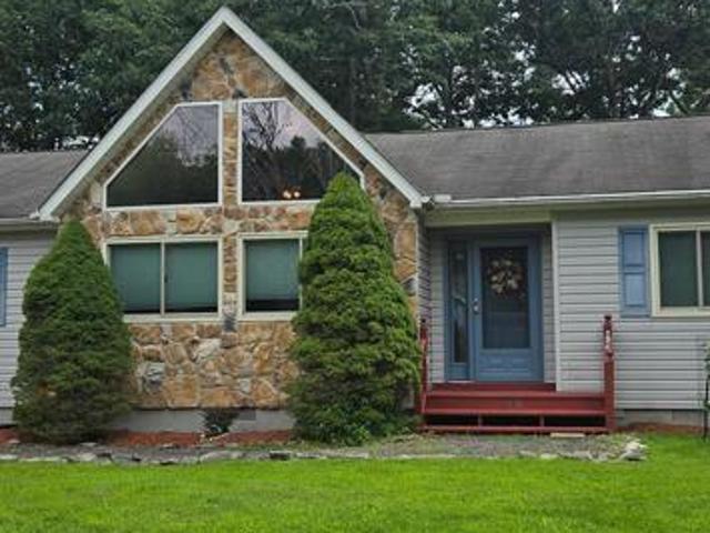House for sale in Dingmans Ferry, Pennsylvania