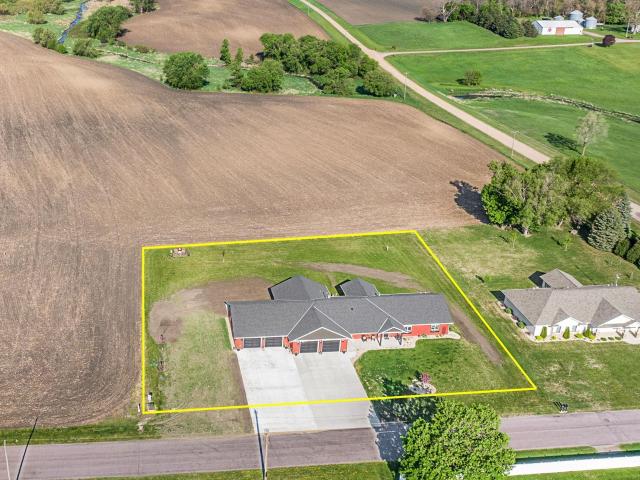 House for sale in Welcome, Minnesota