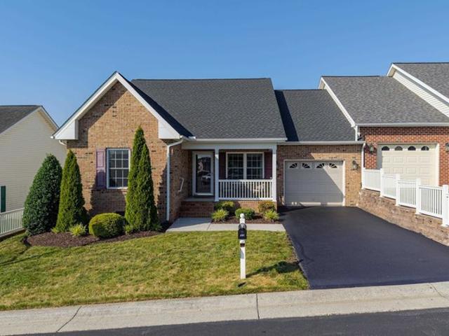 Townhouse for sale in Virginia