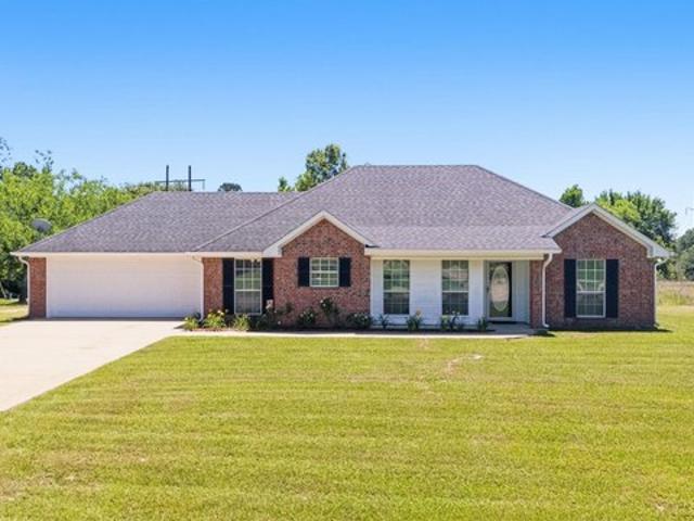 House for sale in Overton, Texas