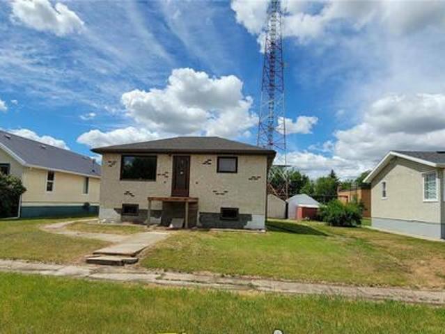 House for sale in Saskatoon, Saskatchewan