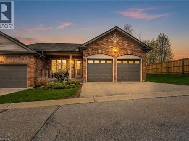 Townhouse for sale in Woodstock, Ontario