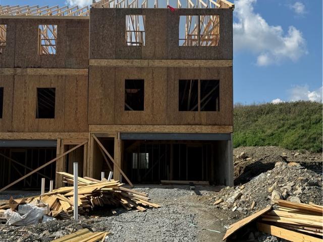 Townhouse for sale in Gastonville, Washington County
