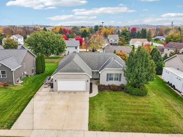 House for sale in Johnson Creek, Jefferson County
