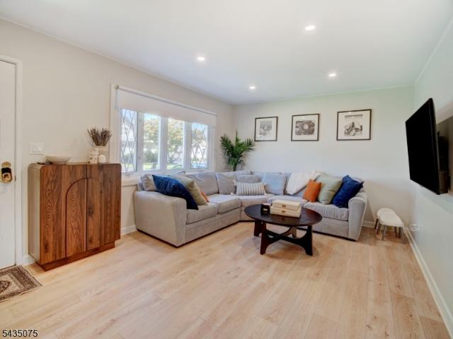 House for sale in Kenilworth, New Jersey