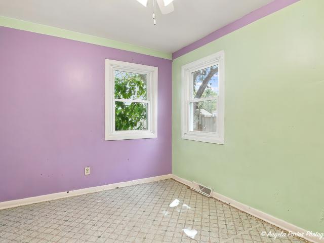 House for sale in Mchenry, Illinois