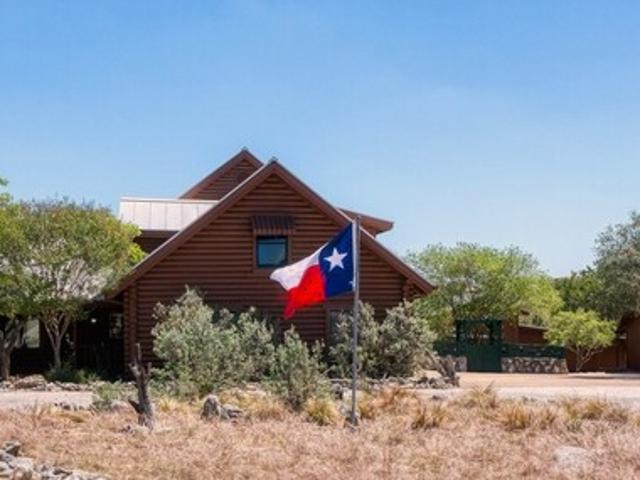House for sale in Bandera, Texas