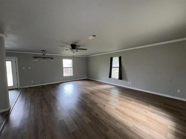 House for sale in Whitewright, Texas
