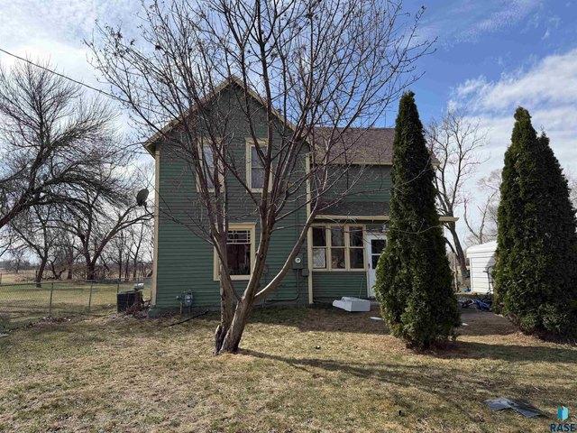 House for sale in Lennox, South Dakota
