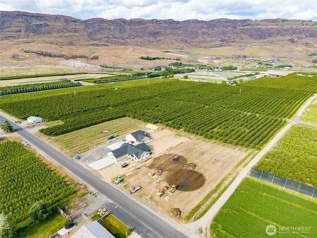Farm for sale in East Wenatchee, Washington