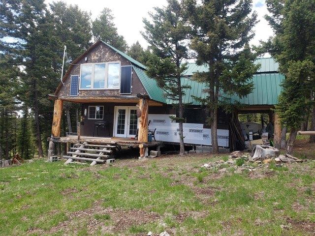 House for sale in Helmville, Montana