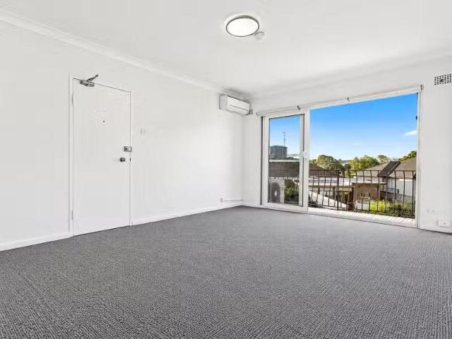 Apartment for rent in Eastern Suburbs, Sydney