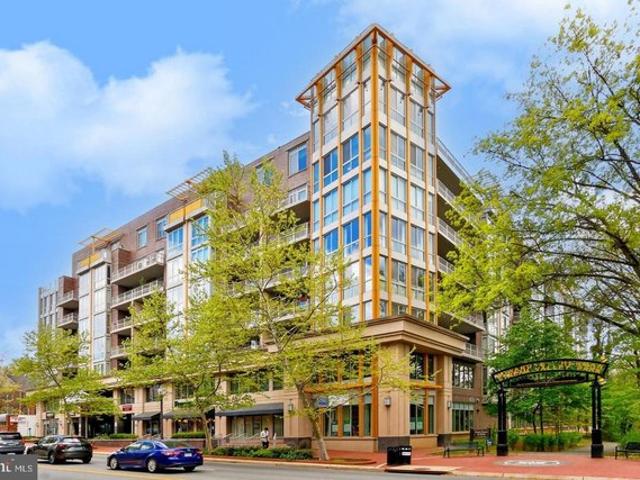 Condo for sale in Falls Church, Virginia