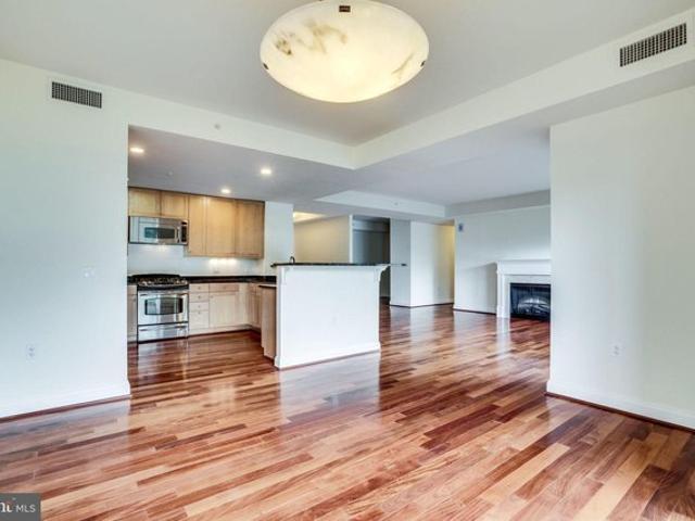 Condo for sale in Virginia