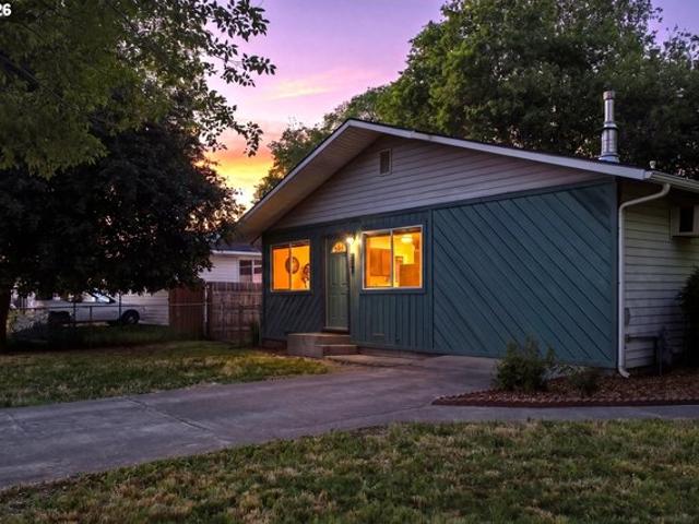 House for sale in Goldendale, Washington