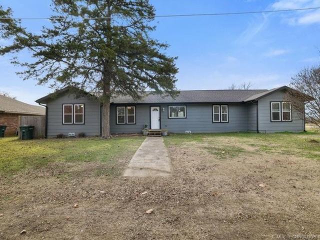 House for sale in Calera, Oklahoma