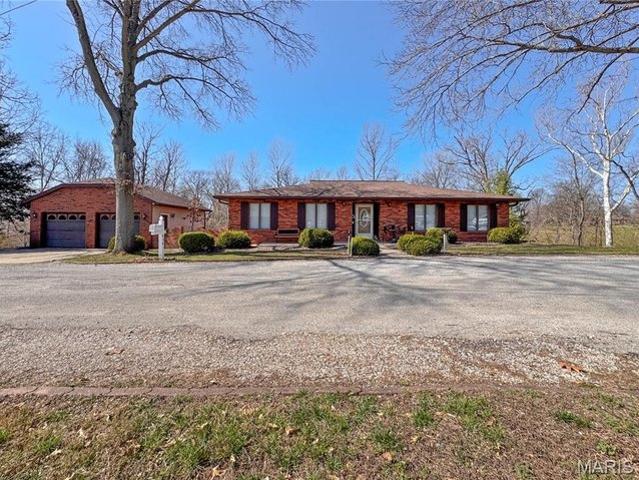 House for sale in Monroe, Illinois