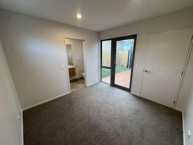 Townhouse for rent in Heathcote, Canterbury