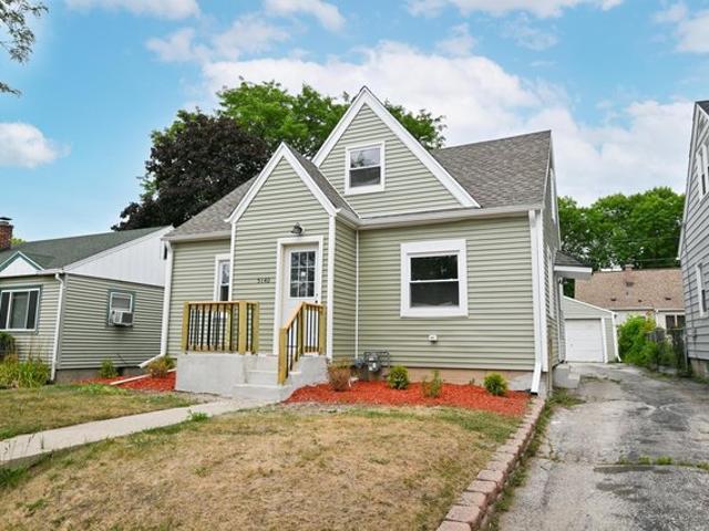 House for sale in Old North Milwaukee, Milwaukee