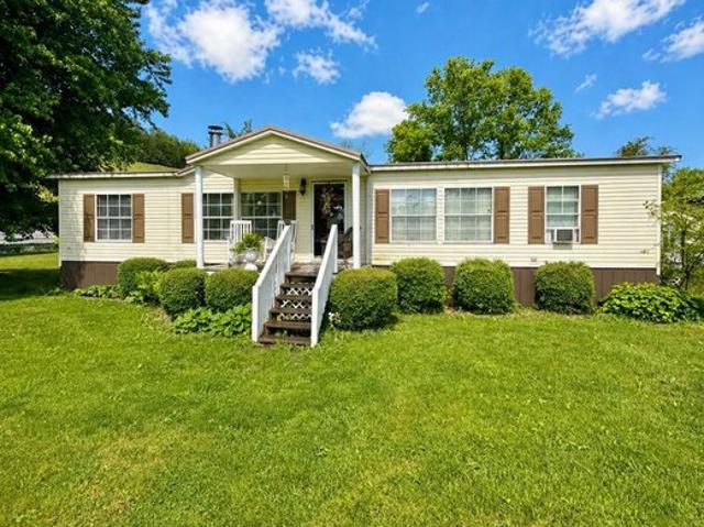 House for sale in Bath, Kentucky