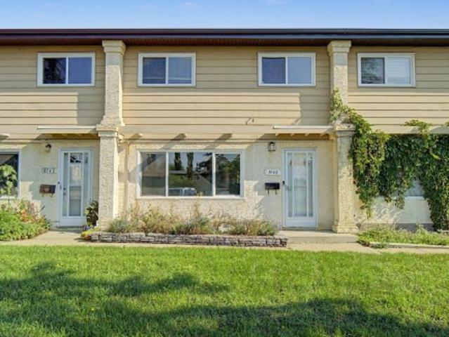 Townhouse for sale in Wedgewood, Alberta