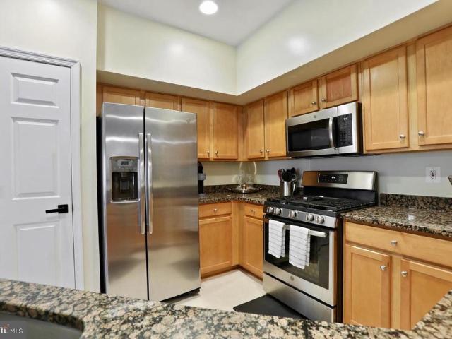Condo for sale in Centreville