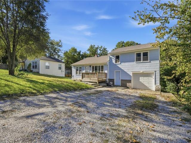 House for sale in Greenwood, Kansas City