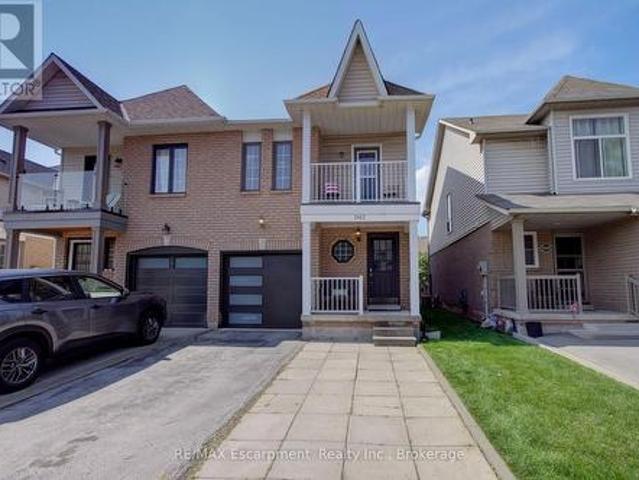 House for sale in Burlington, Ontario