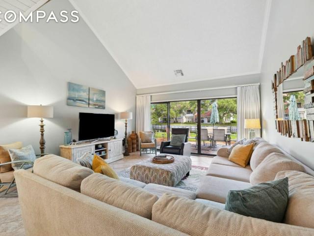 Townhouse for sale in Miramar