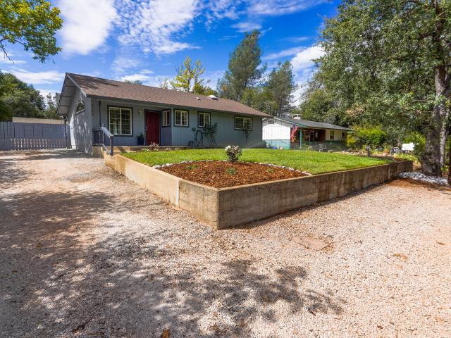 House for sale in Shasta, California