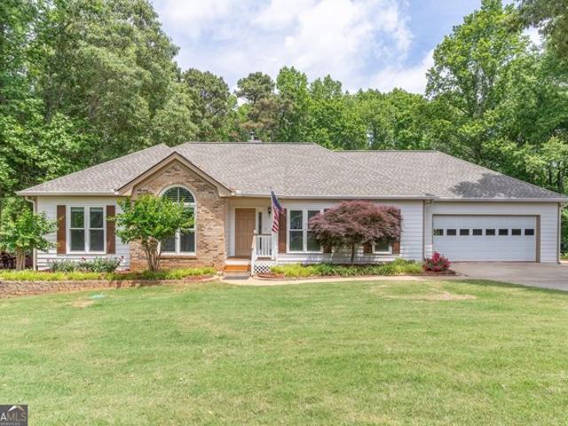 House for sale in Oakwood, Georgia