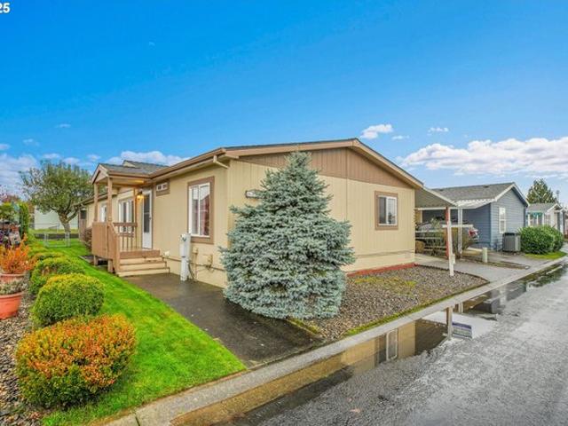 House for sale in Oregonia