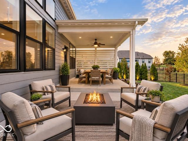 House for sale in Ashburn, Zionsville
