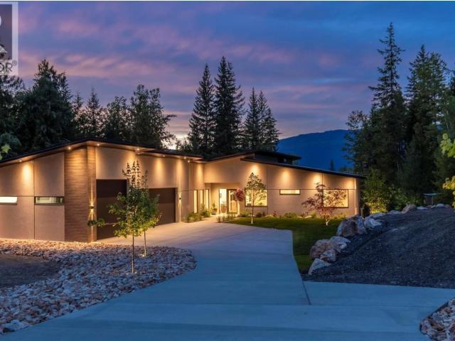 House for sale in Eagle Bay, British Columbia