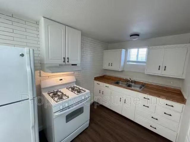 Condo for rent in Redding