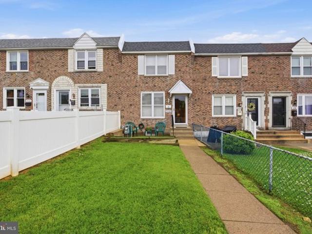 Townhouse for sale in Delco, Pennsylvania