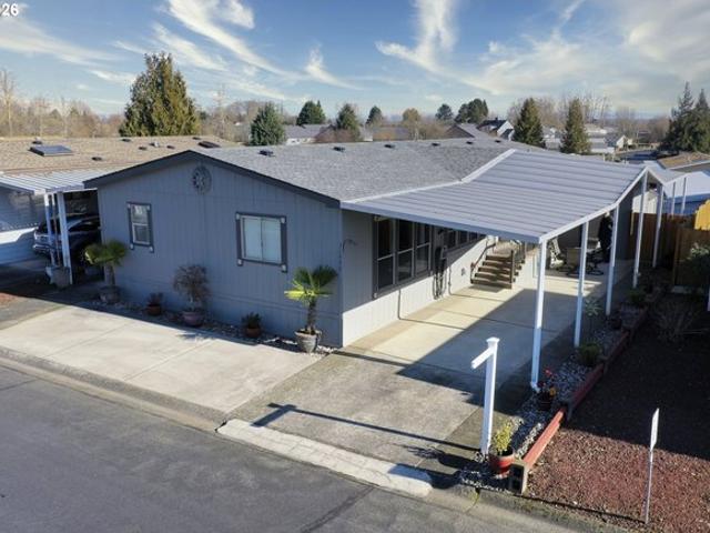 House for sale in Oregonia