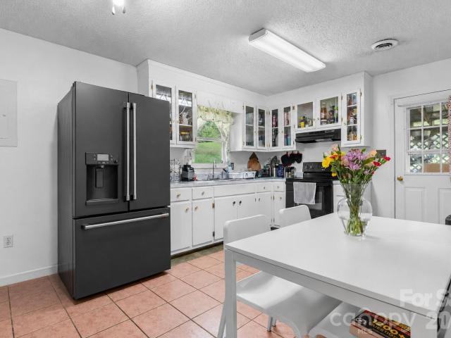 House for sale in Granite Falls, North Carolina