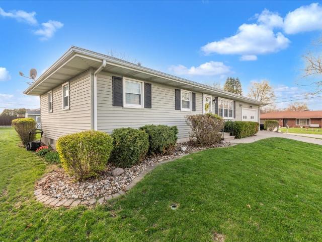 House for sale in Hampton, Illinois