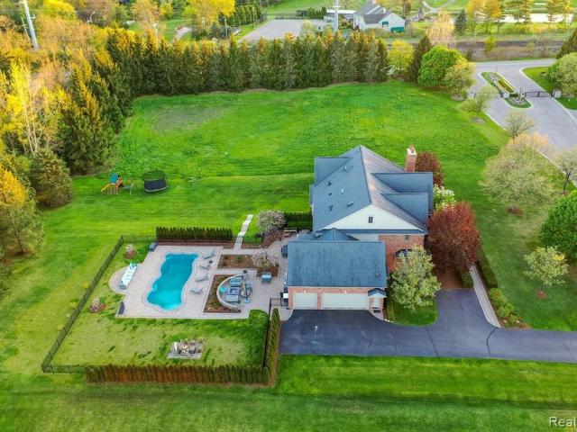 House for sale in Bloomfield Hills
