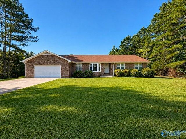House for sale in Somerville, Alabama