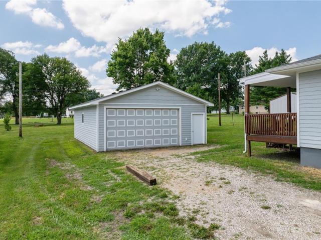 House for sale in Hamilton, Missouri