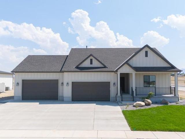House for sale in Grantsville, Utah