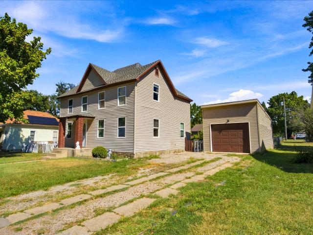 House for sale in Barry, Missouri
