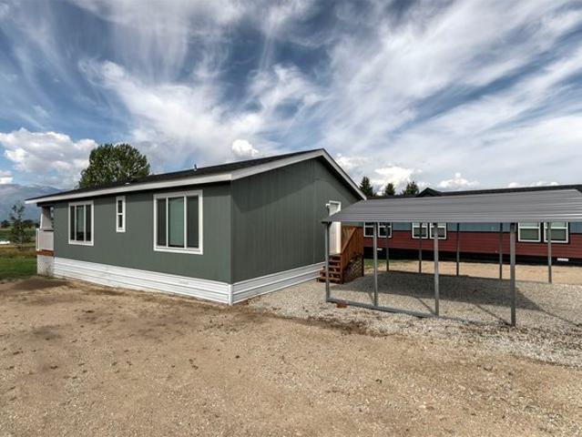 House for sale in Ravalli, Montana