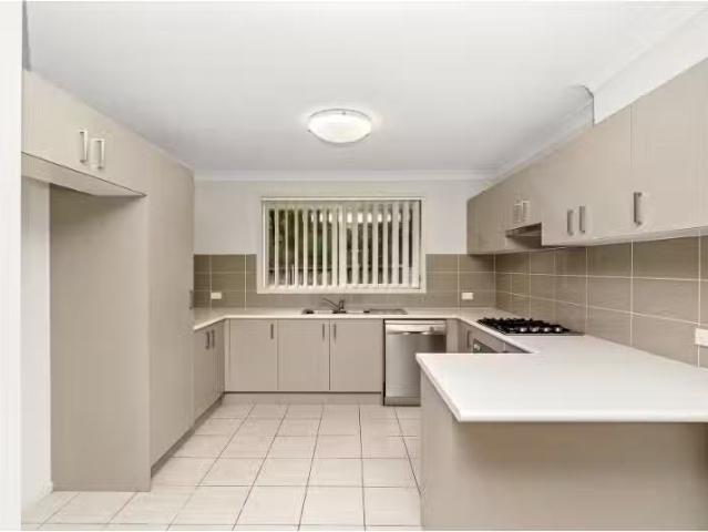 Condo for rent in Hamlyn Terrace, New South Wales